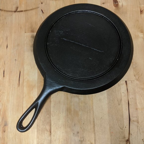 Rare Vintage Gatemarked Cast Iron Griddle - Picture 5 of 9